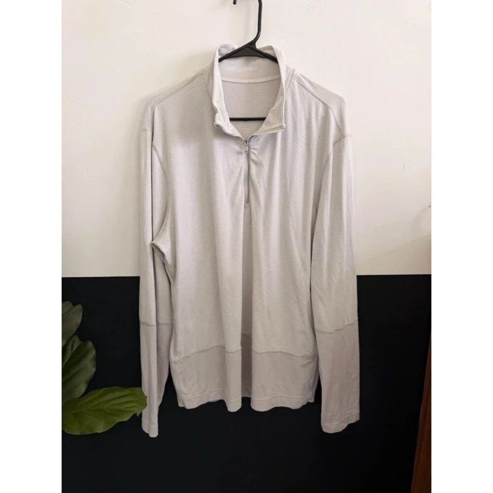 Lululemon Size Large Speed 1/2 Zip